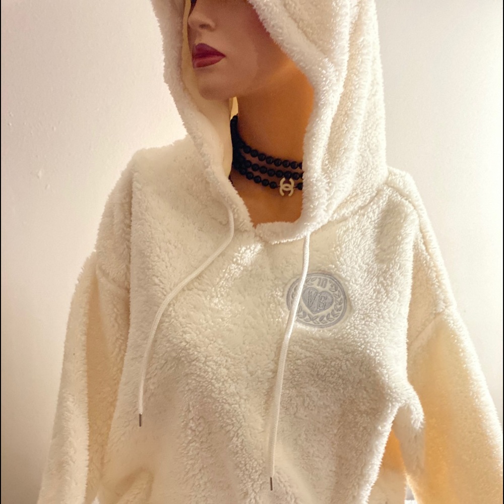 Victoria Secrets Sherpa